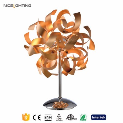 Modern Metal and Aluminium home decorative table lamp made in china